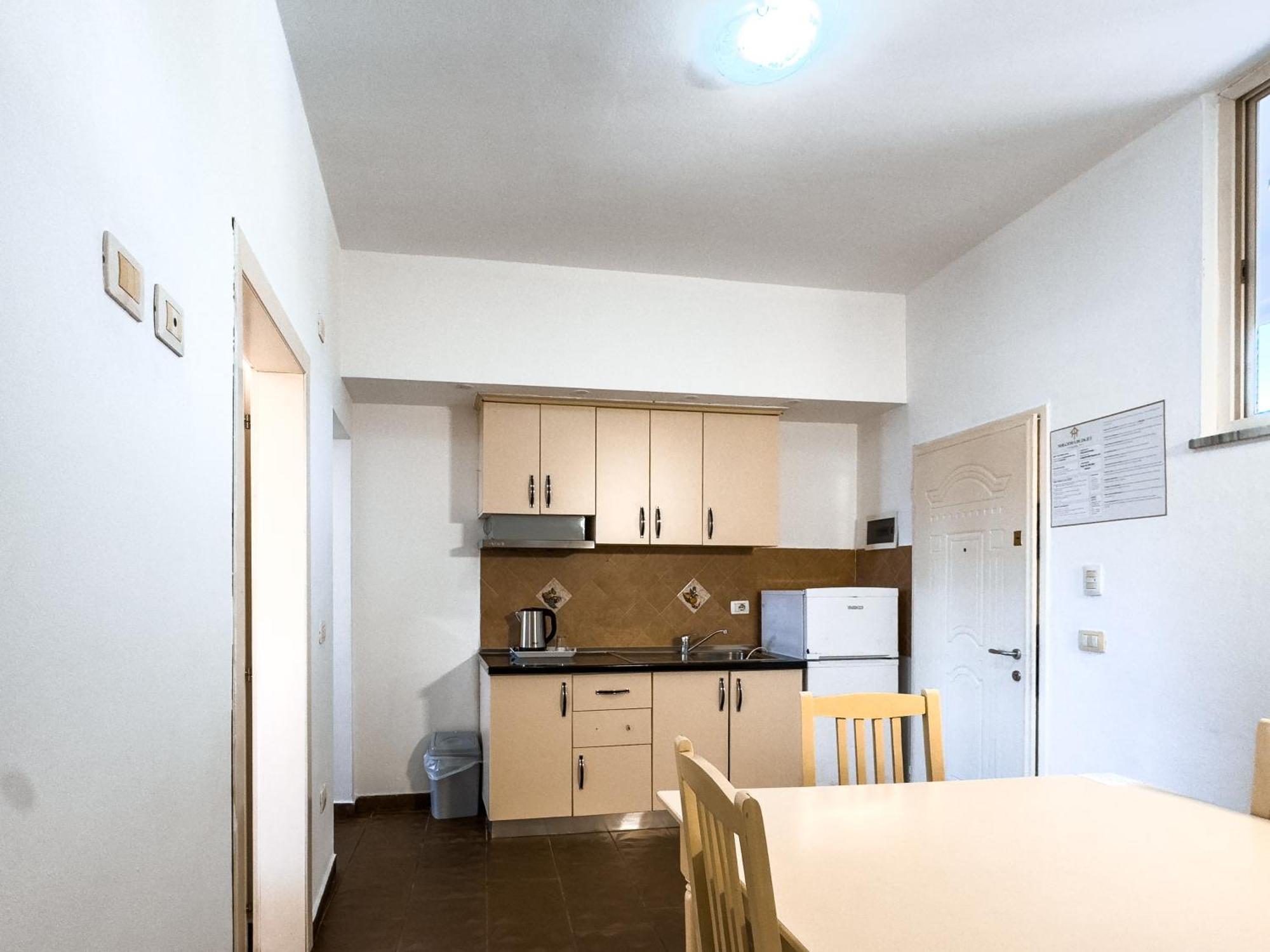 Shkodra Budget Hotel Экстерьер фото