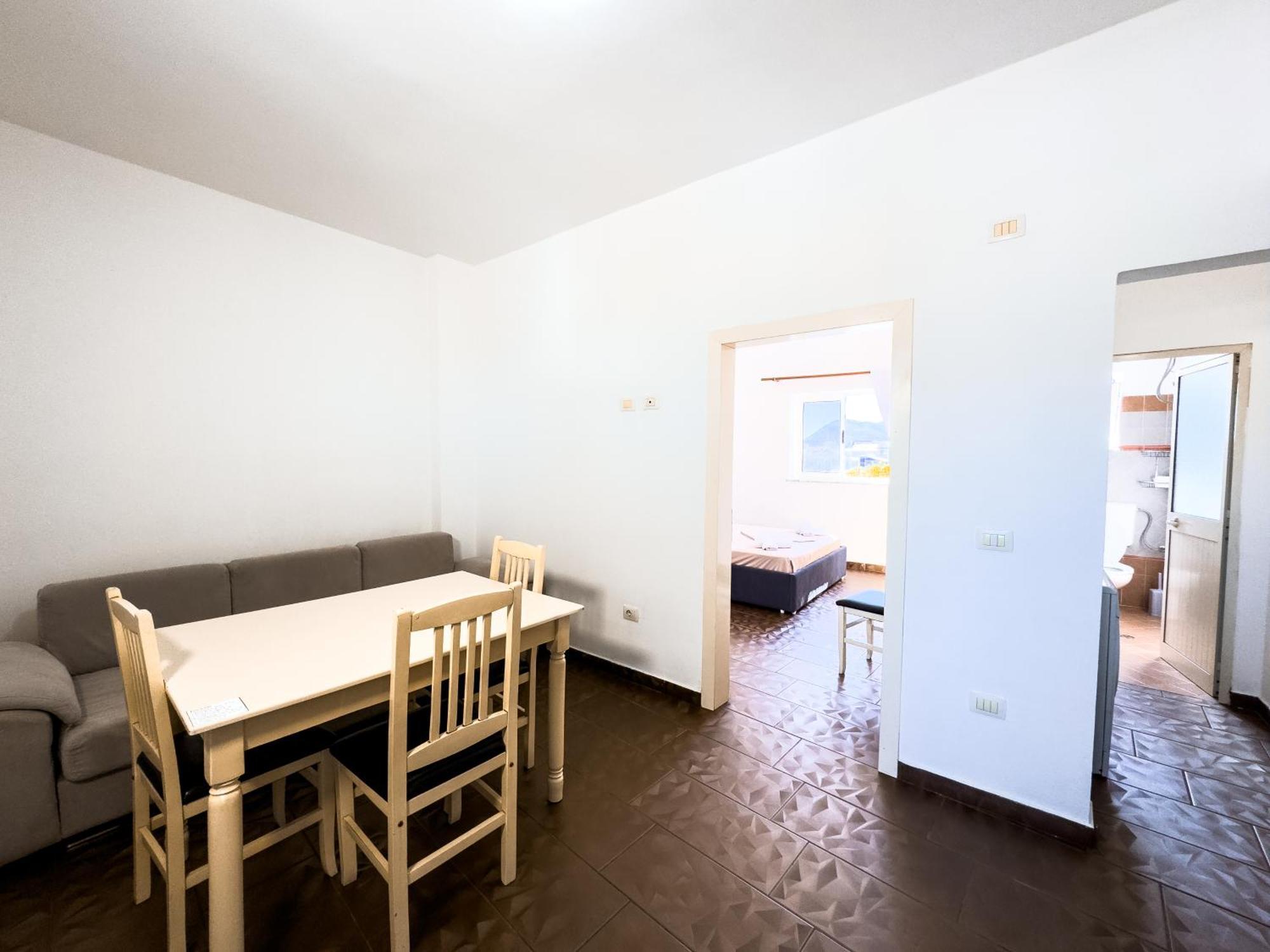 Shkodra Budget Hotel Экстерьер фото