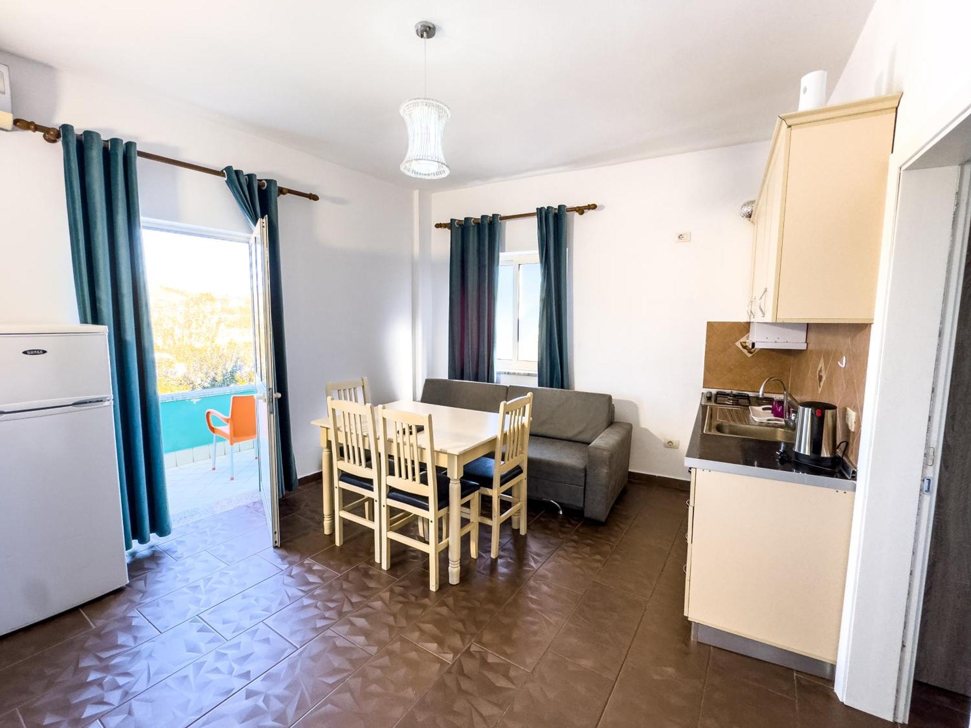 Shkodra Budget Hotel Экстерьер фото