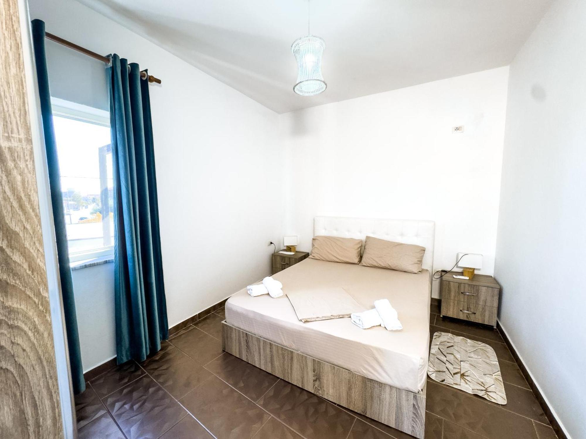 Shkodra Budget Hotel Экстерьер фото