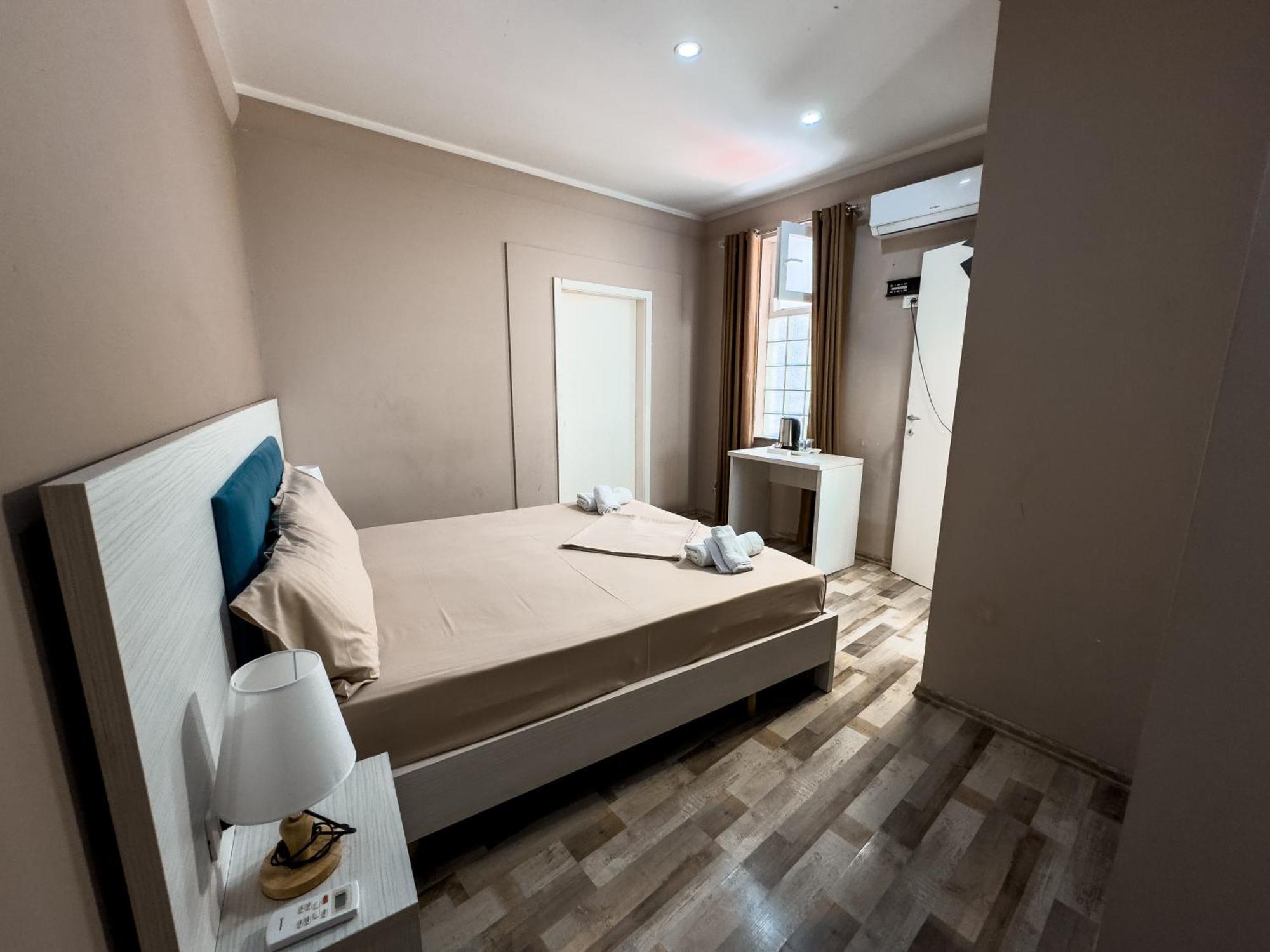 Shkodra Budget Hotel Экстерьер фото